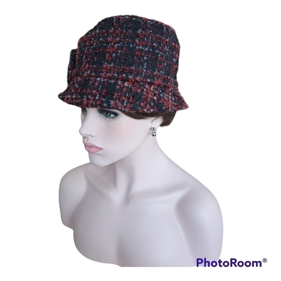 Sanibel vintage bucket hat, black, grey and red. 100% polyester. Made in Canada - Picture 5 of 10